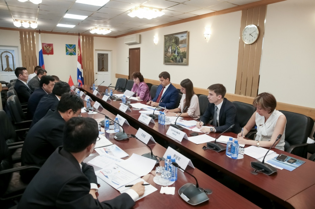 Китайские инвестиции придут в порты Приморья