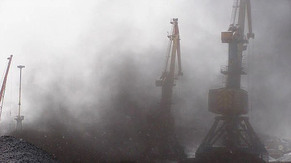 Жители Славянки хотят защитить свою землю от "Зловонных мух"