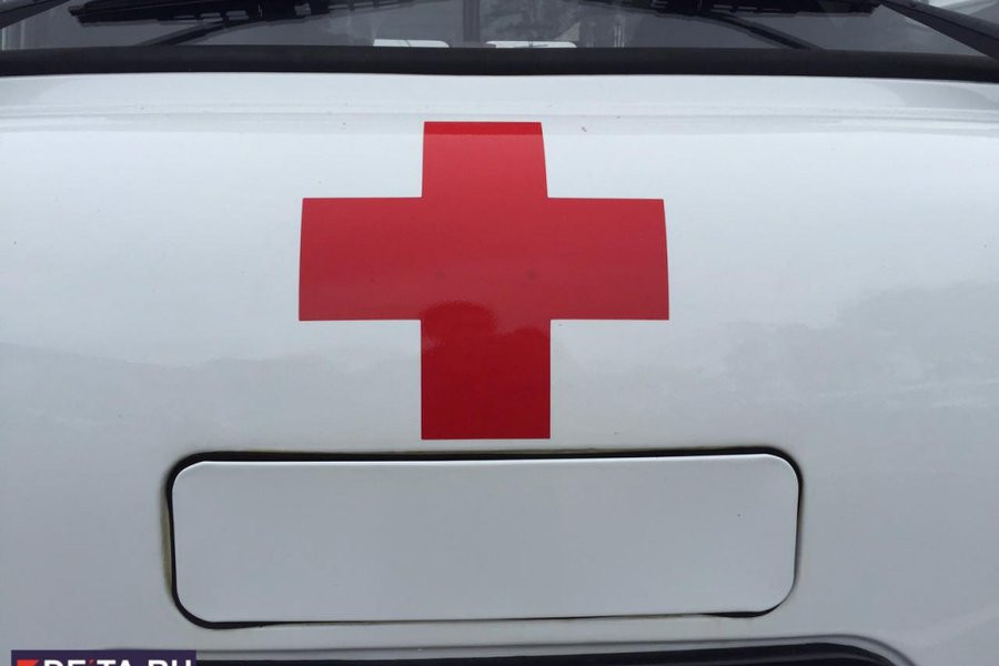 Во Владивостоке малыш выпал из окна