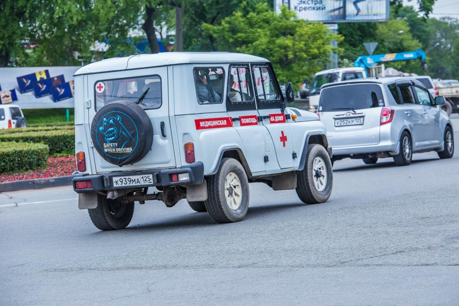 Девушку с тяжелейшими травмами экстренно доставили из Чугуевки во Владивосток