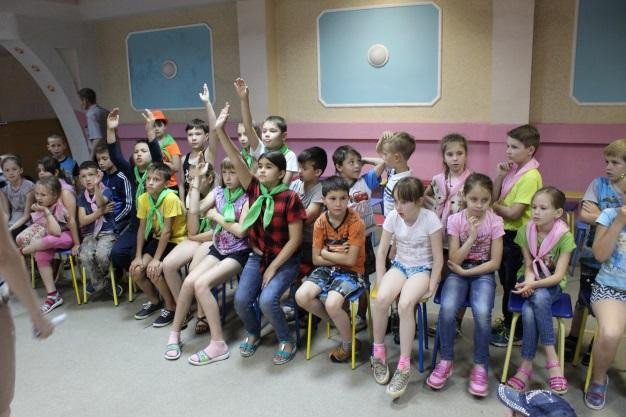 Сотрудники «Хабаровских электрических сетей» получили благодарность за мероприятия по электротравматизму