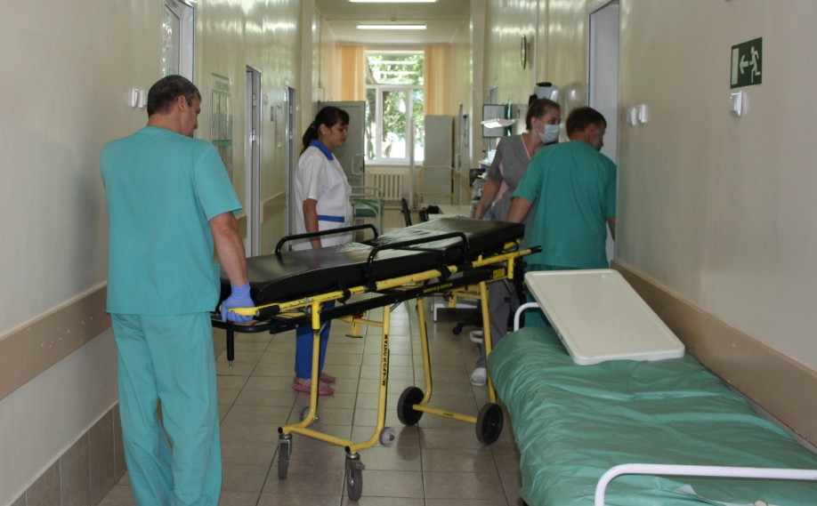 "Статус больного для медиков значения не имеет": врачи Находки рассказали правду о живущей на улице женщине