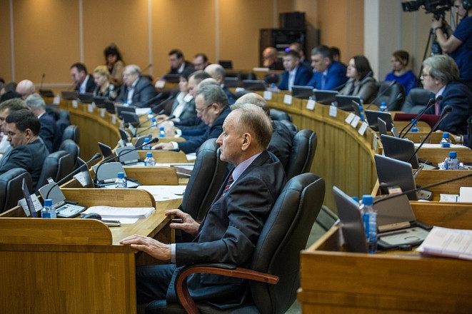 Сроки составления актов проверки приняли приморские депутаты