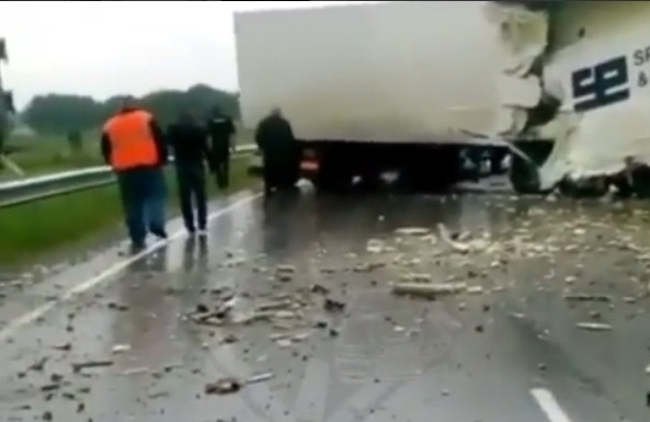 Трасса Хабаровск — Владивосток заблокирована