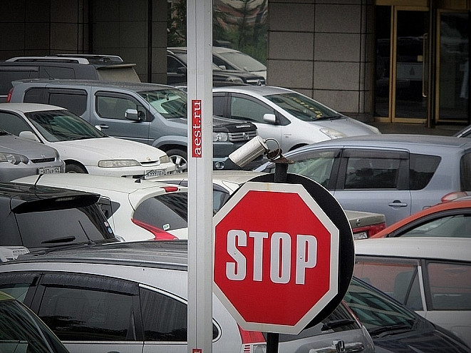 Движение и парковку транспорта ограничат на выходных во Владивостоке