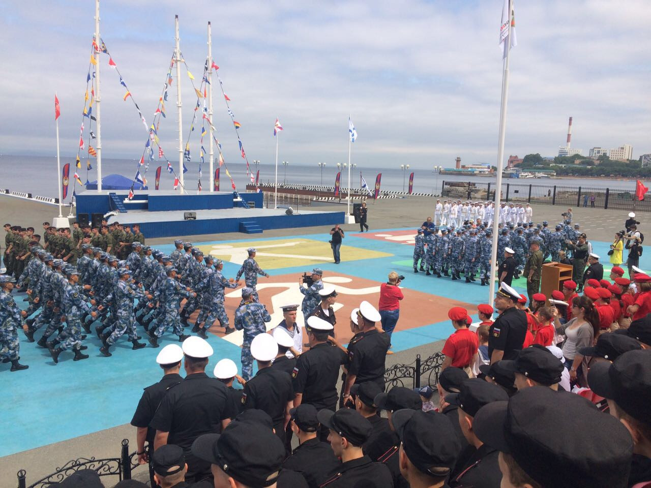 «Морской десант-2017» открыли во Владивостоке (фото)