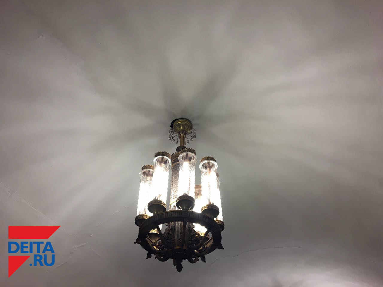 Специалисты рассказали, когда свет и вода появятся в домах приморцев