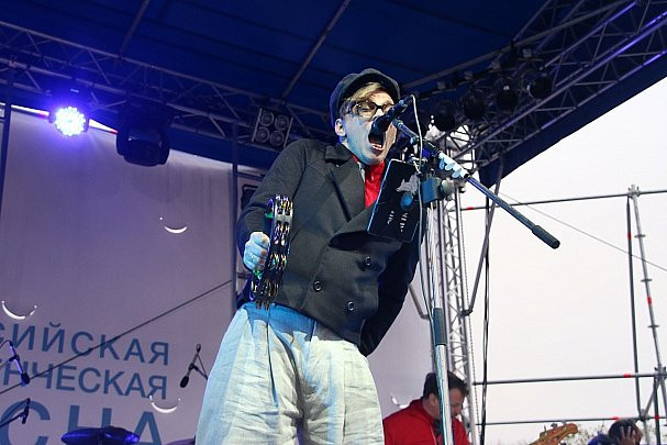 Владивосток будет "фестивалить", автомобилисты - страдать