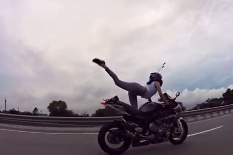 Трагедия с байкершей Моникой спровоцировала ГИБДД Приморья на рейд