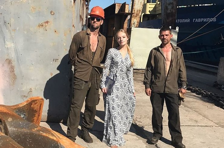 Конфликт властей Севастополя и завода "Южный Севастополь" решит 19-летняя Лиза Пескова (видео)