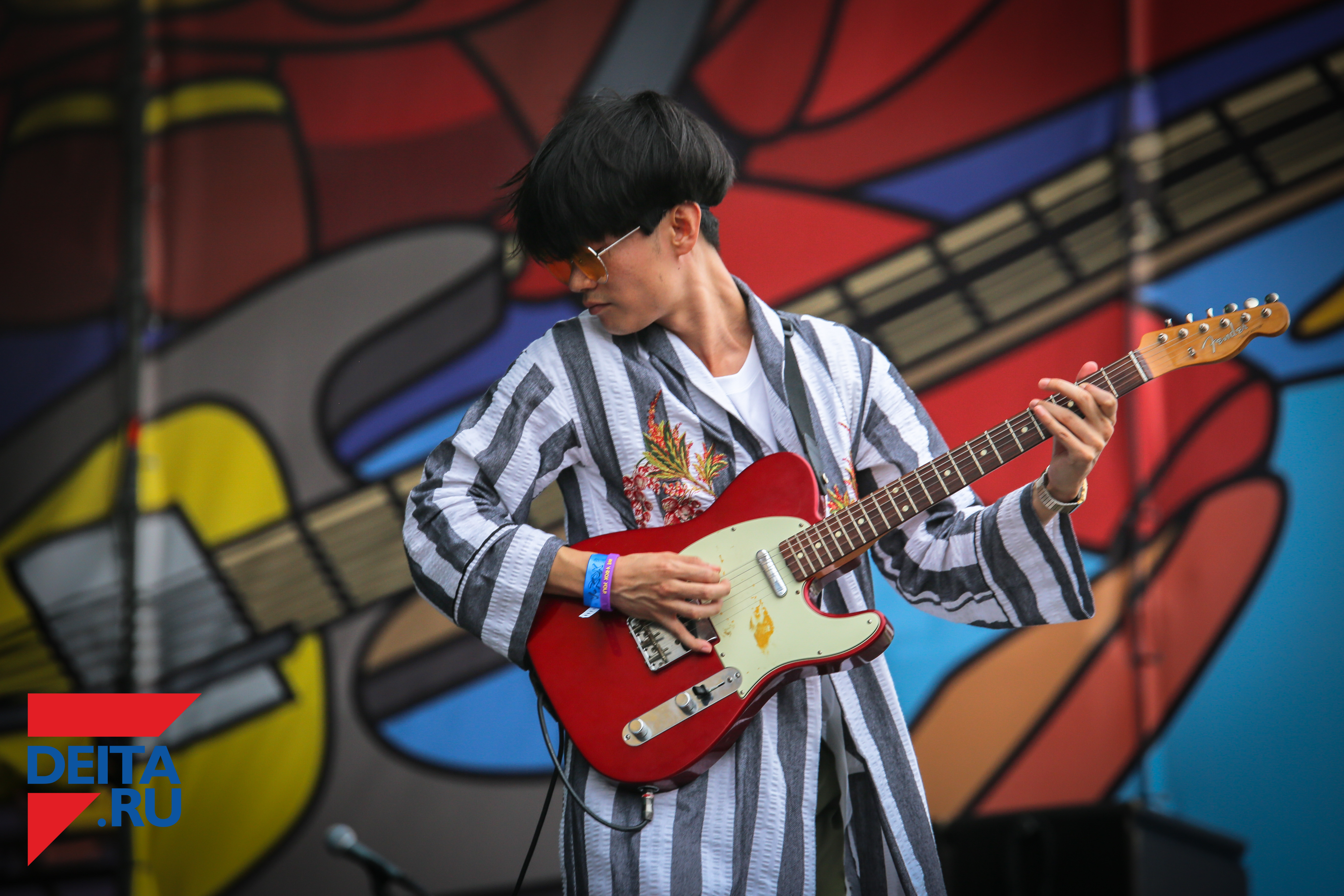 Фестиваль V-ROX собрал во Владивостоке музыкантов со всего мира (фото)