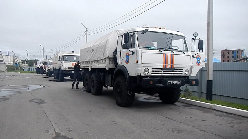 Вертолет со спасателями отправился в Приморье