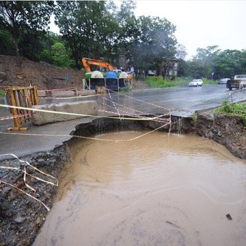 Автолюбителей в Хасанский район пускают только по паспорту