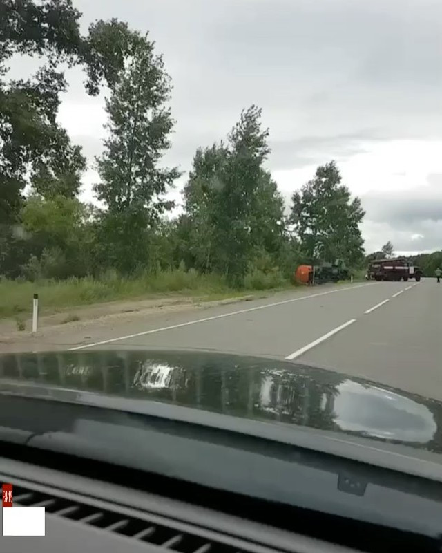 Бензовоз перевернулся в Амурской области (видео)