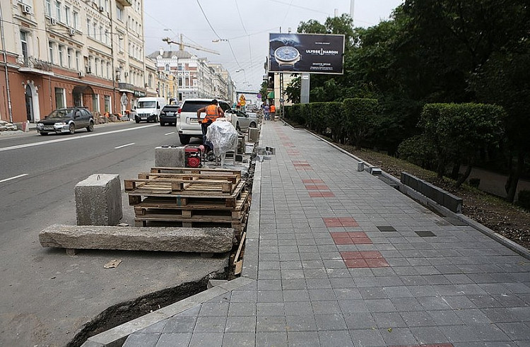 Жители Владивостока чувствуют себя безопасно на семи улицах города