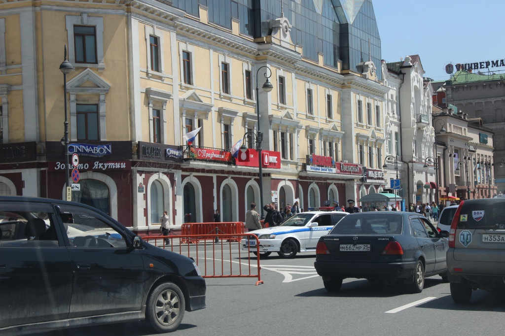 Во Владивостоке пострадал Mercedes известной гламурной персоны