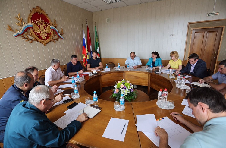 Губернатор Приморья наказал руководителям районов больше слушать население