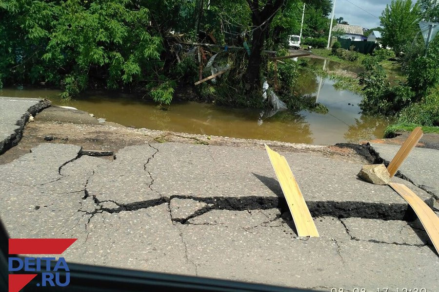В Уссурийске восстанавливают дороги