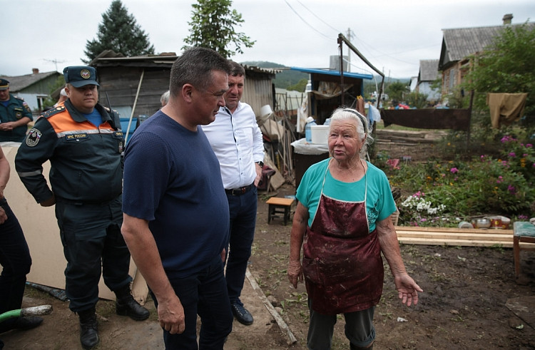 Губернатор Приморья лично контролирует восстановление сел