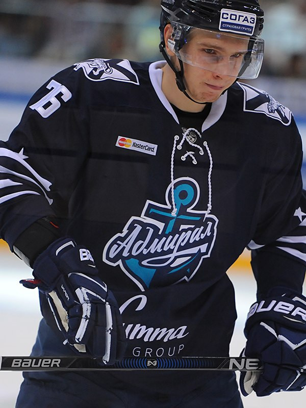 Адмирал отправил тройку нападающих на Урал