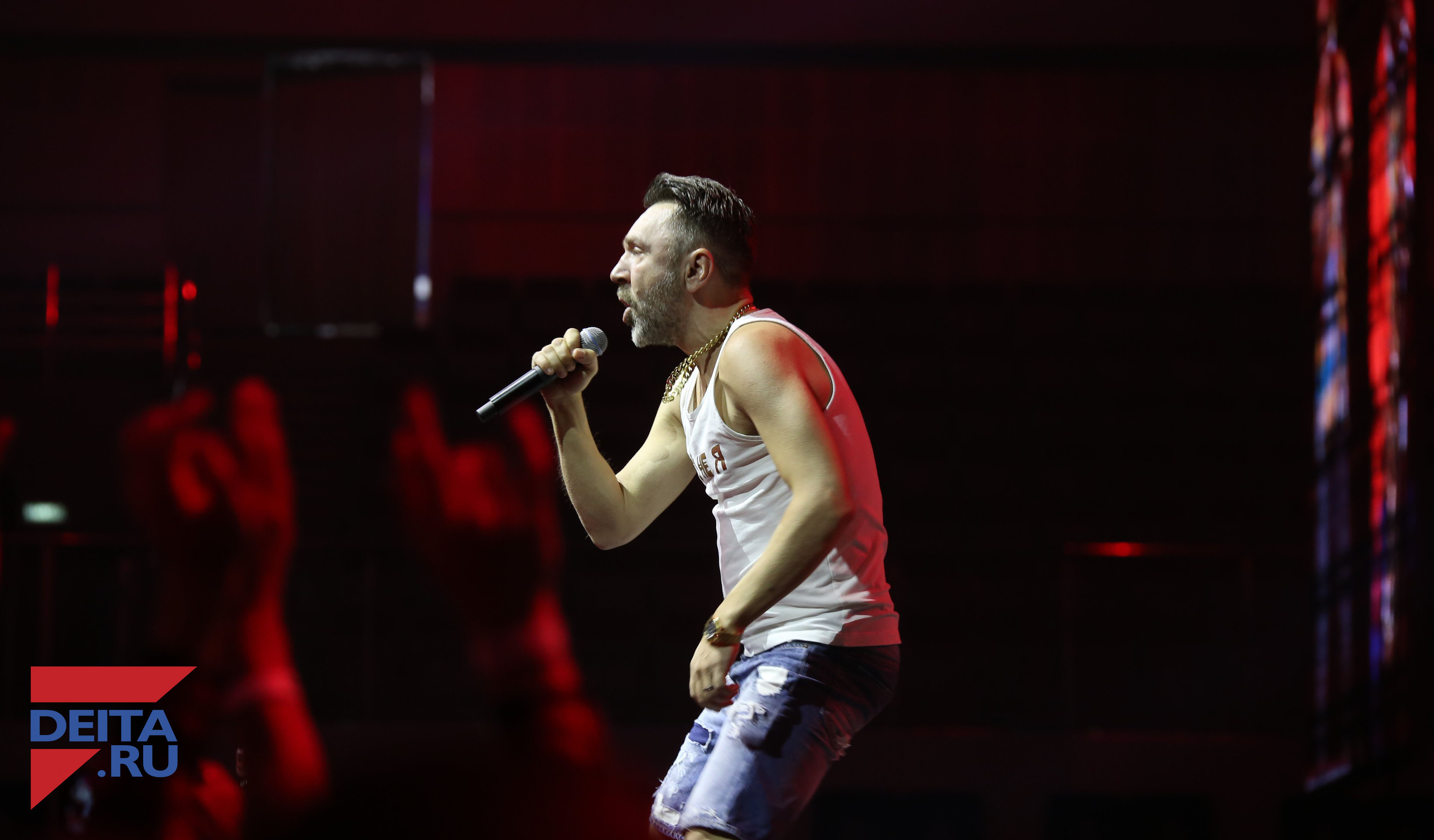 Шнуров ответил на оскорбления Познера