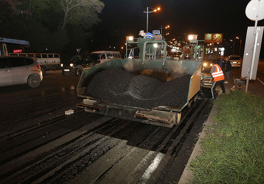 Дороги во Владивостоке обновят, но только в центре