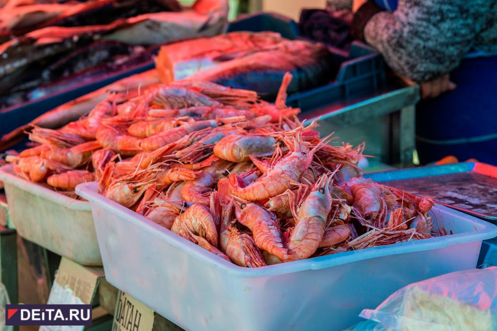 Опасные деликатесы продавали во Владивостоке