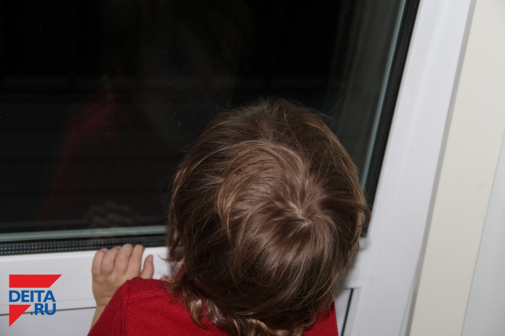 К неухоженному мальчику соседка вызвала полицию во Владивостоке