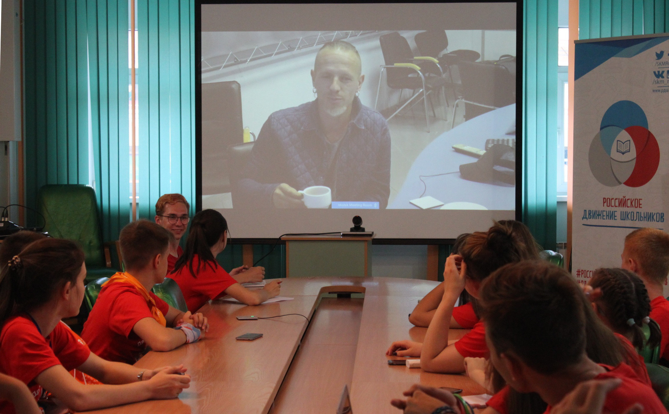 Путевка в блогосферу выдана участникам смены ВДЦ «Океан»