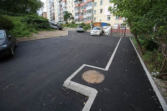 Дворы Владивостока приводят в порядок