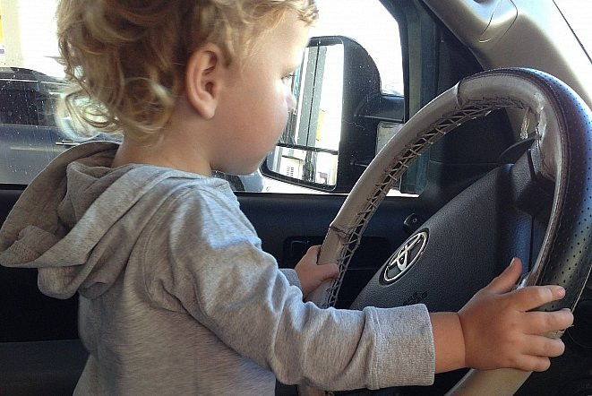 Тысячи водителей Приморья не думают о безопасности детей