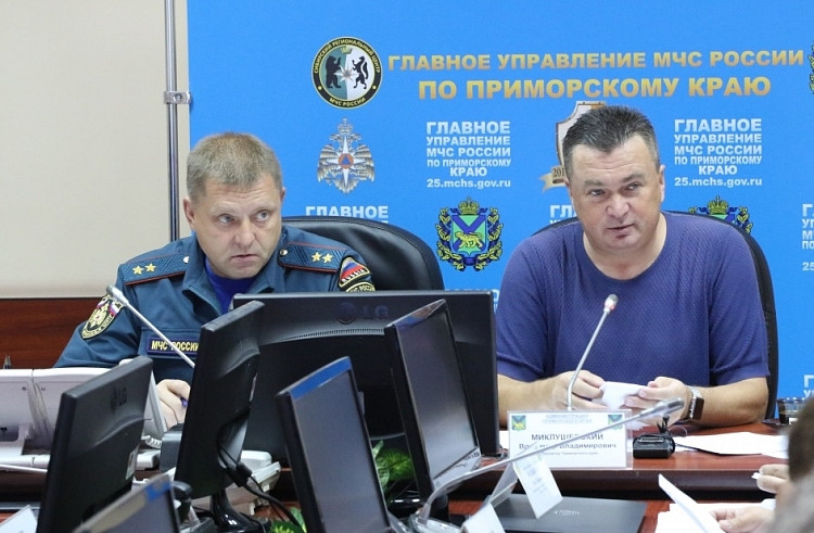 Губернатор дал сутки на исправление ситуации с выплатами пострадавшим приморцам