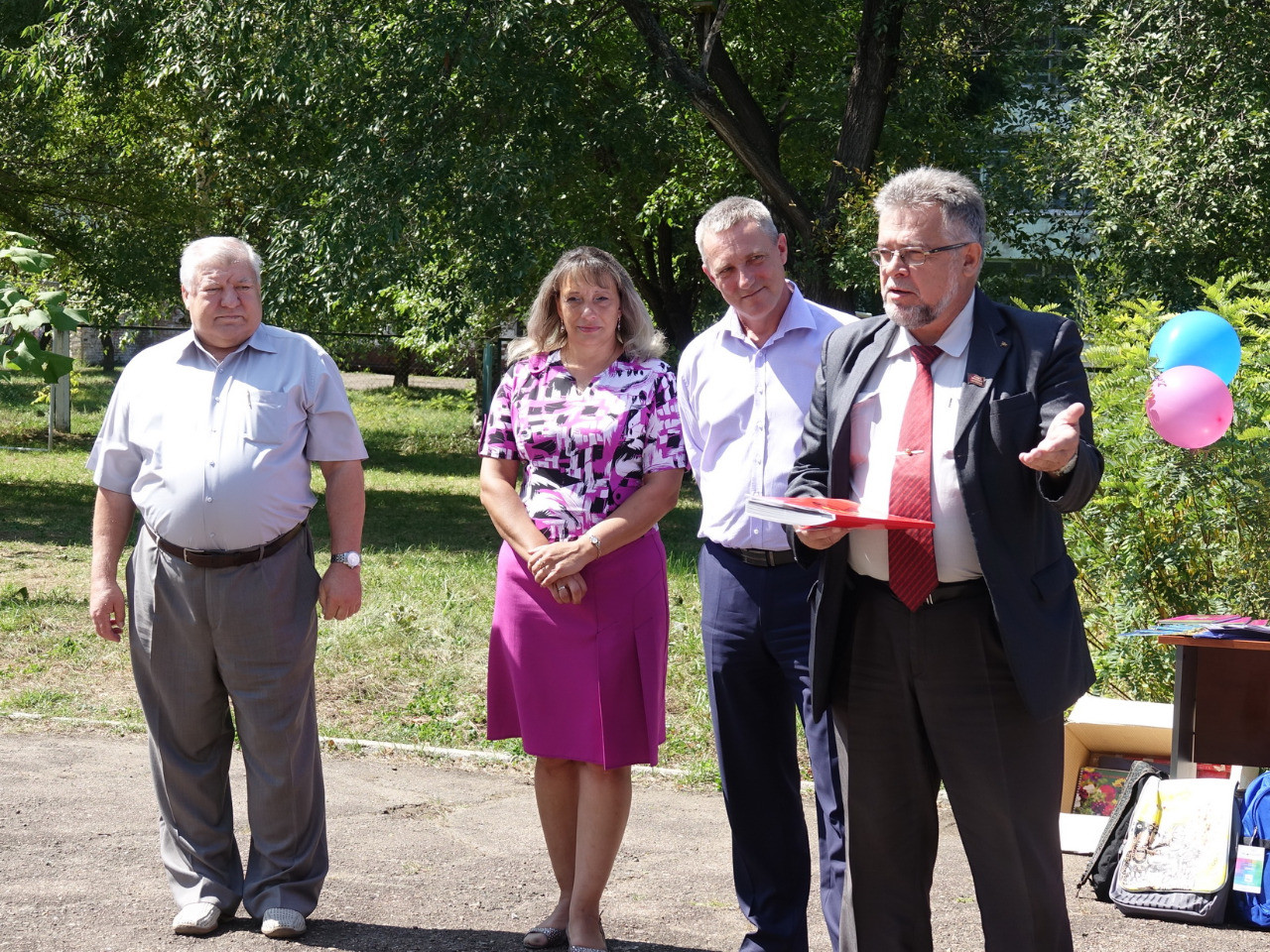 Дети, которые пока не имеют родителей, должны чувствовать заботу и внимание