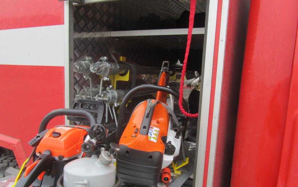 Новые пожарные машины охраняют приморцев