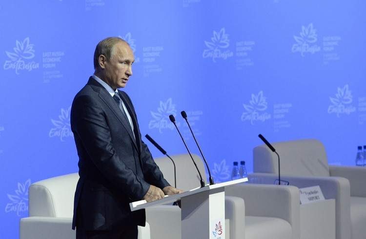 Губернатор Приморья примет участие в заседании с Владимиром Путиным