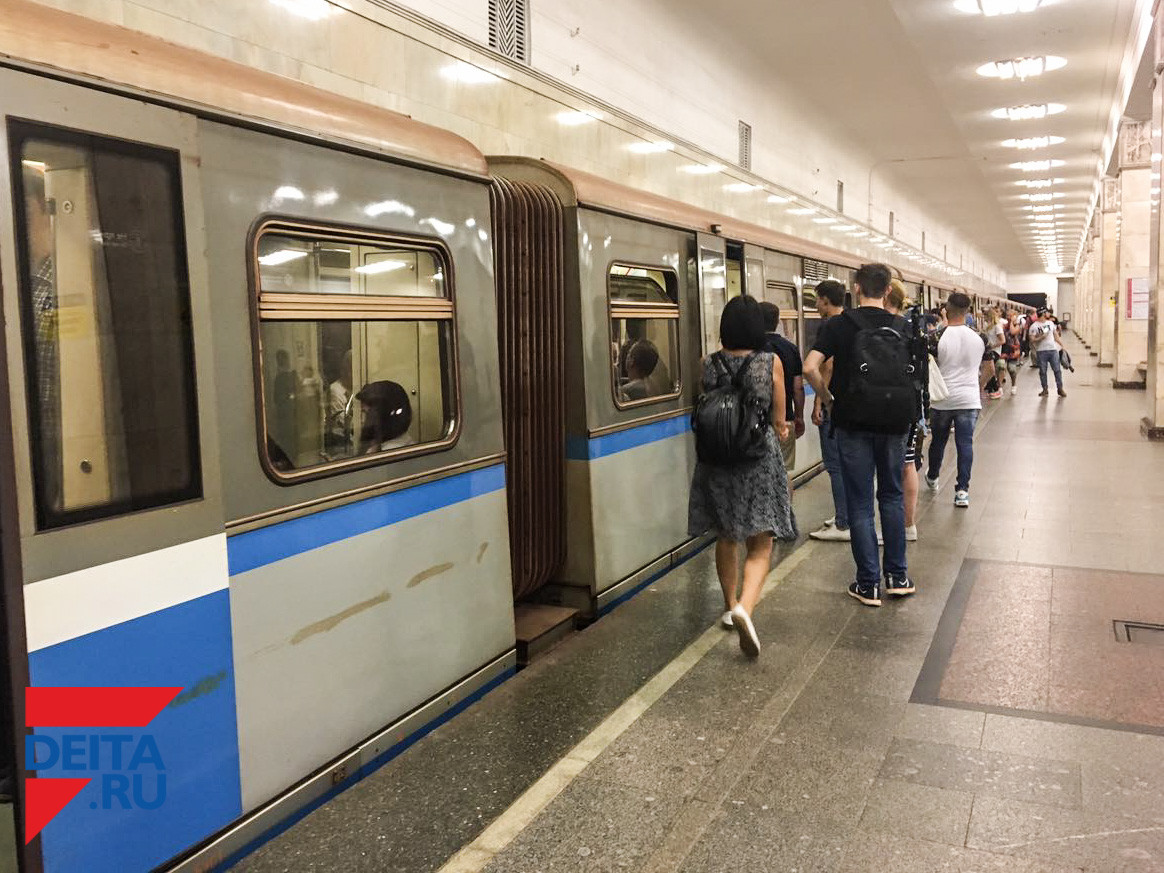 Досмотр и допуск пассажиров к поездам ужесточат в России