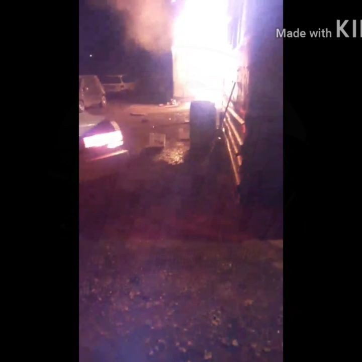 Взрыв газового баллона привел к пожару во Владивостоке (видео)