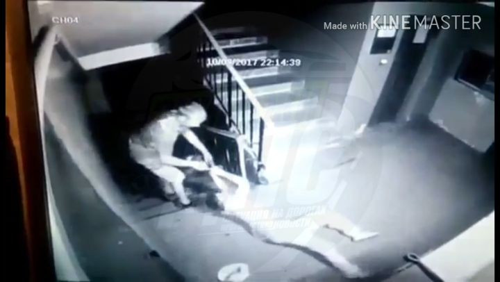 Кадры бесцеремонного ограбления пенсионерки  возмутили приморцев (видео)