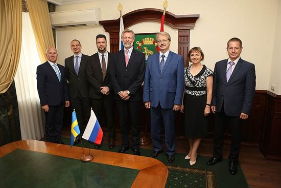 Во Владивосток пришли шведы