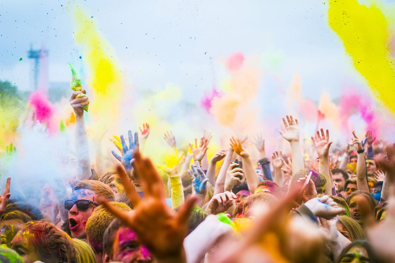 Во Владивостоке пройдет фестиваль красок "Холи"