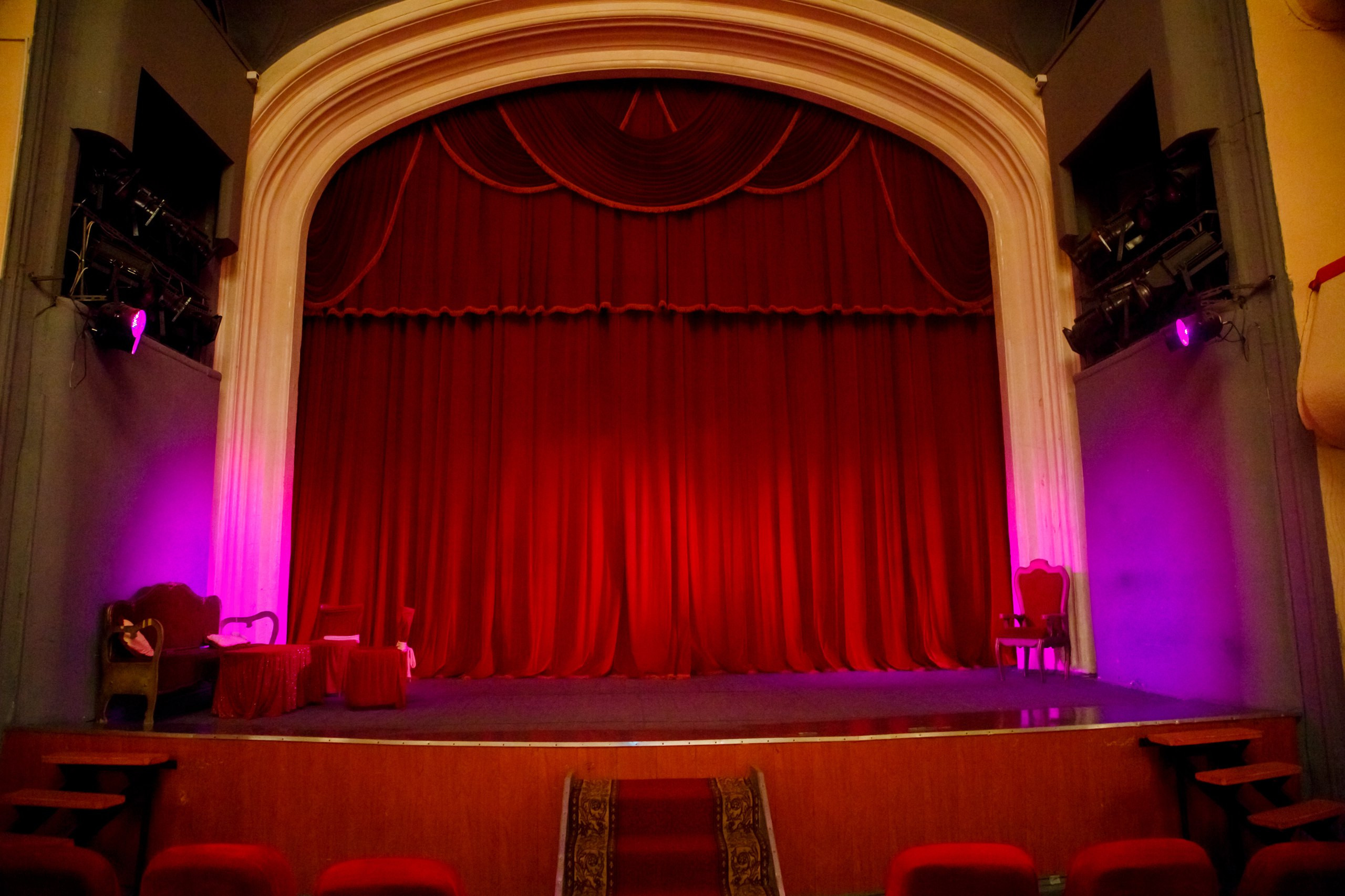 Светлые души или национальный характер