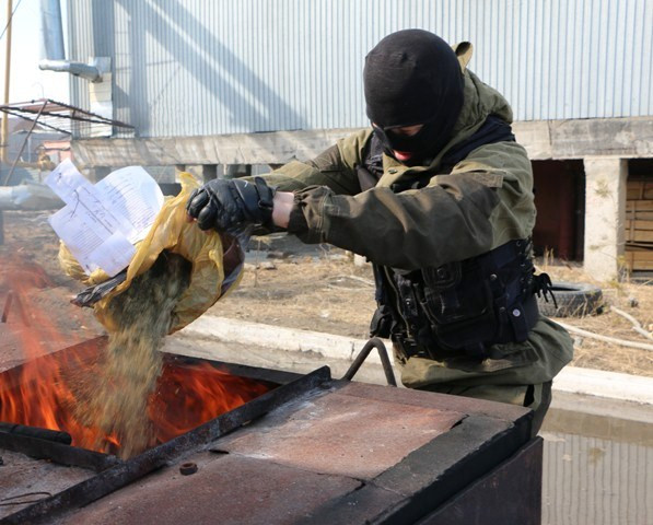 Выяснилось, кто портит жизнь наркоманам Приморья