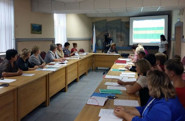 На поддержку по соцконтрактам бюджет Приморья направил более 3 миллионов рублей