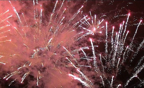 Взрыв на фабрике фейерверков унес жизни людей в Китае