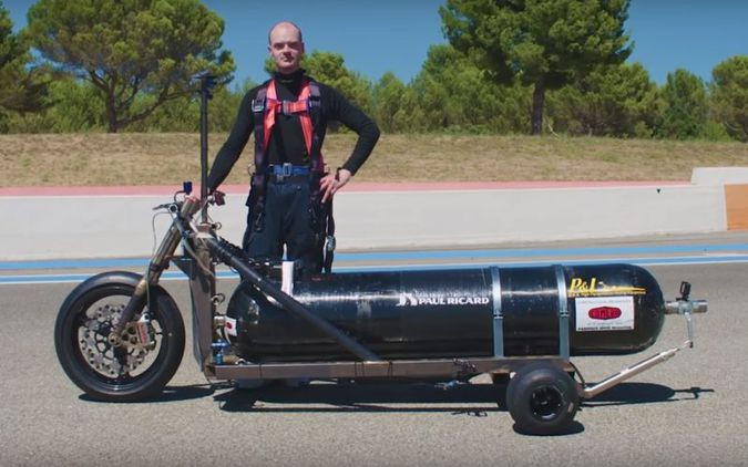 Быстрый француз поставил рекорд скорости