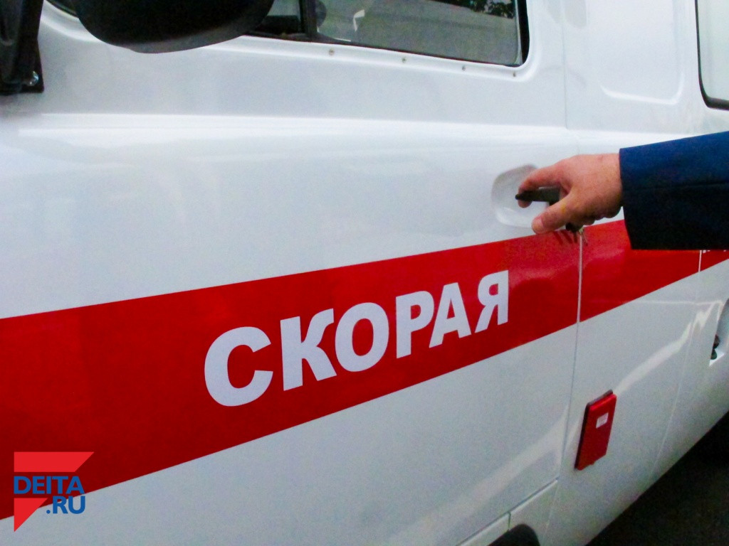 Ребенок попал под машину около супермаркета в Приморье