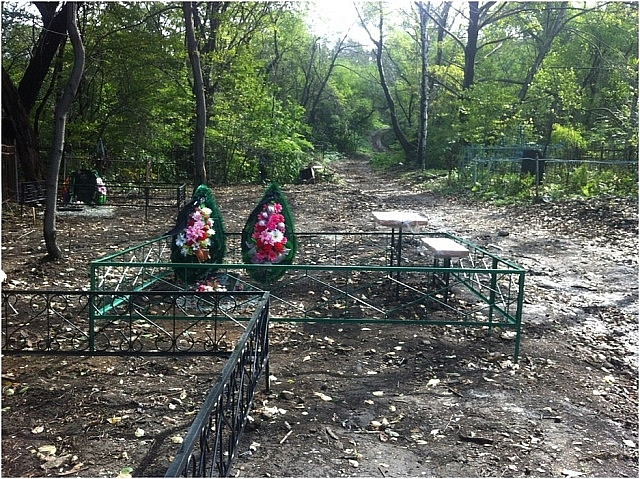 Кое-что новое появилось на кладбище во Владивостоке