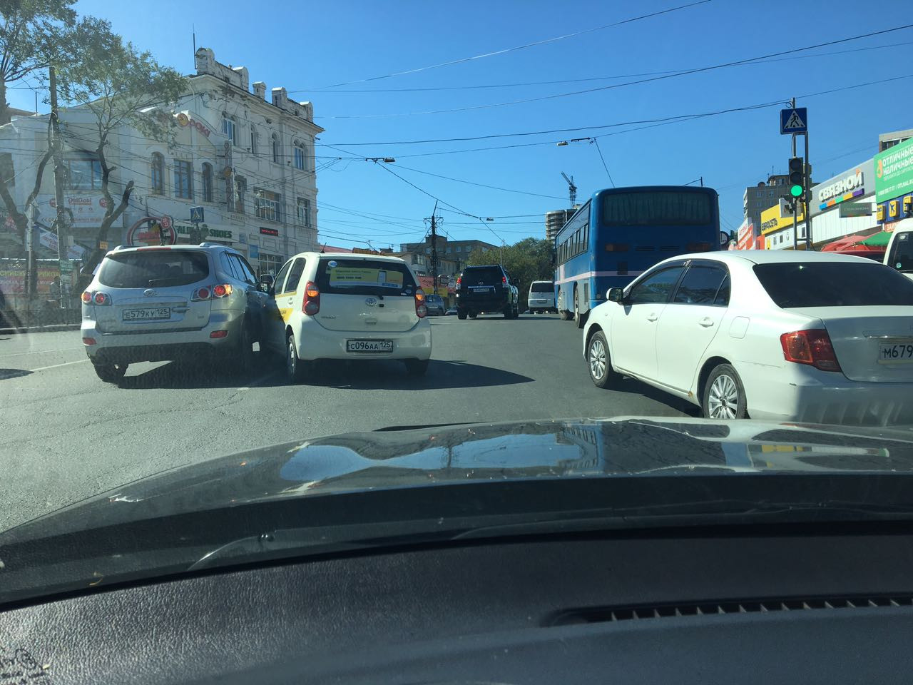 Слишком спешившее такси «Максим» все-таки опоздало во Владивостоке