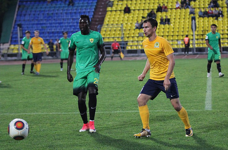 «Луч-Энергия» сыграл вничью с «Ротором»