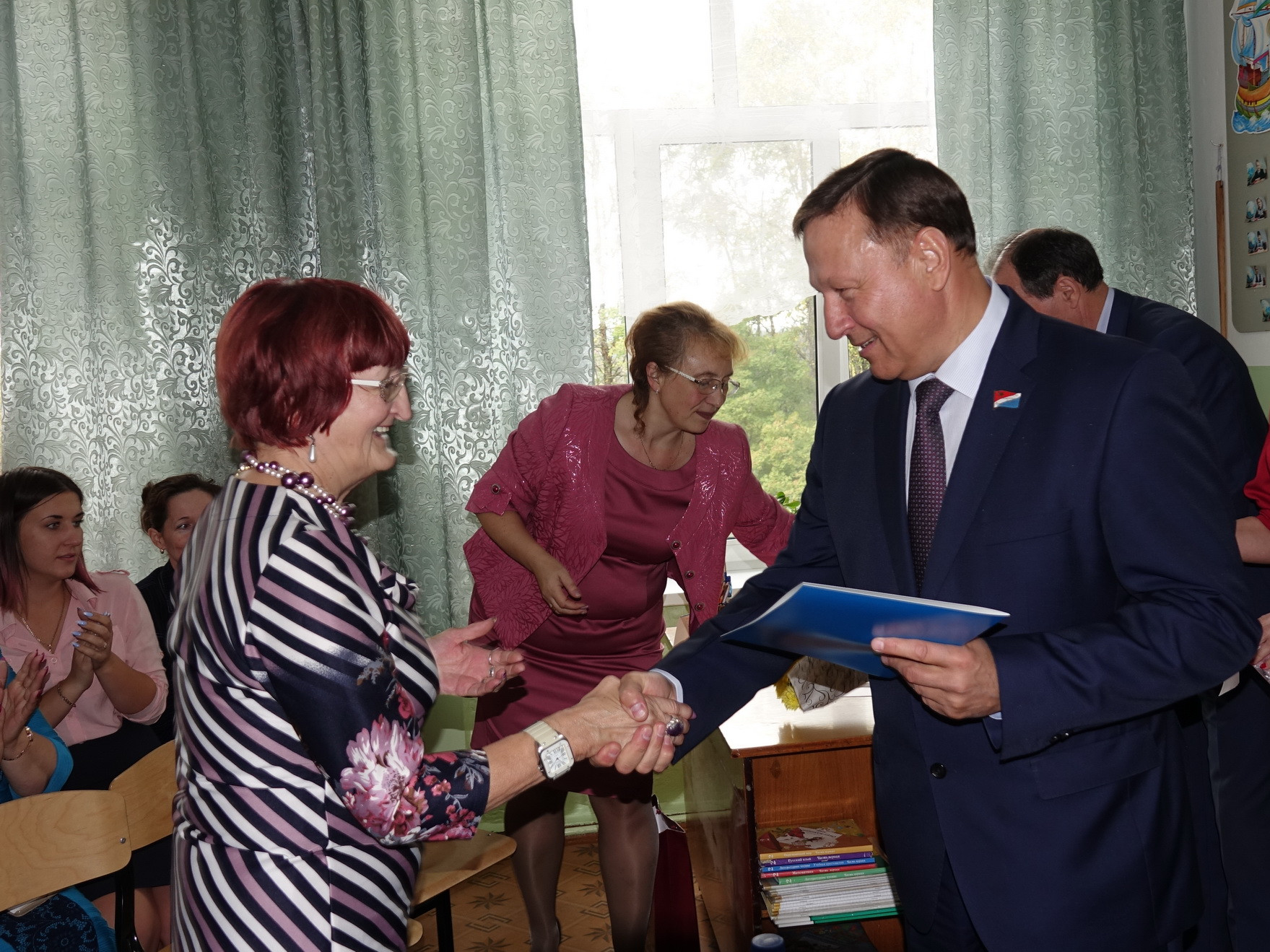 Александр Ролик: «Труд учителя почетен и уважаем»